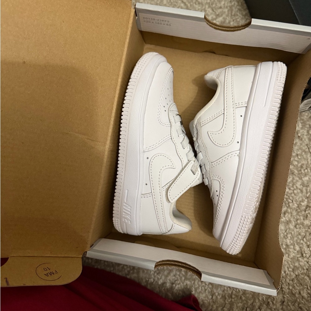 White Nike Air Force 1s